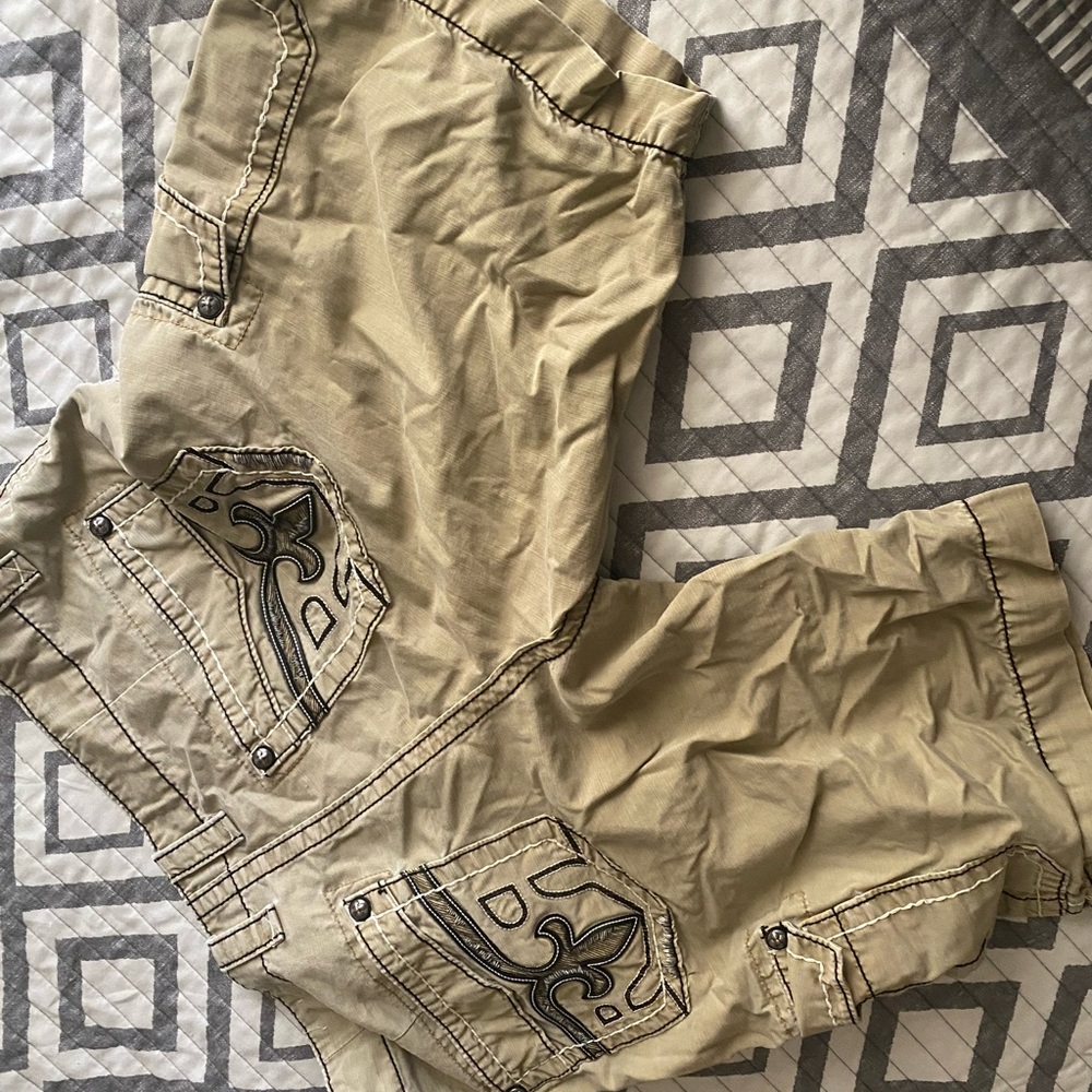 Tan rock revival shorts size 40